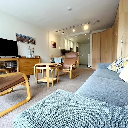 Appartement In Knokke Near Seafront Wenduine